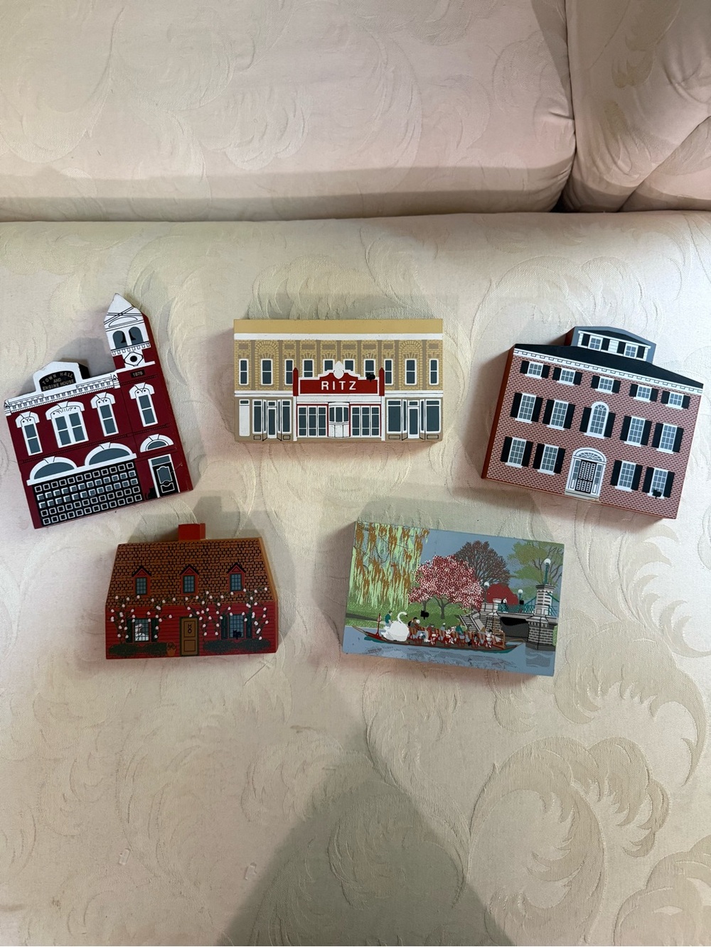 The Cat’s‎ Meow Wooden Shelf Sitters Lot Boston Newburyport Ritz Theater VTG